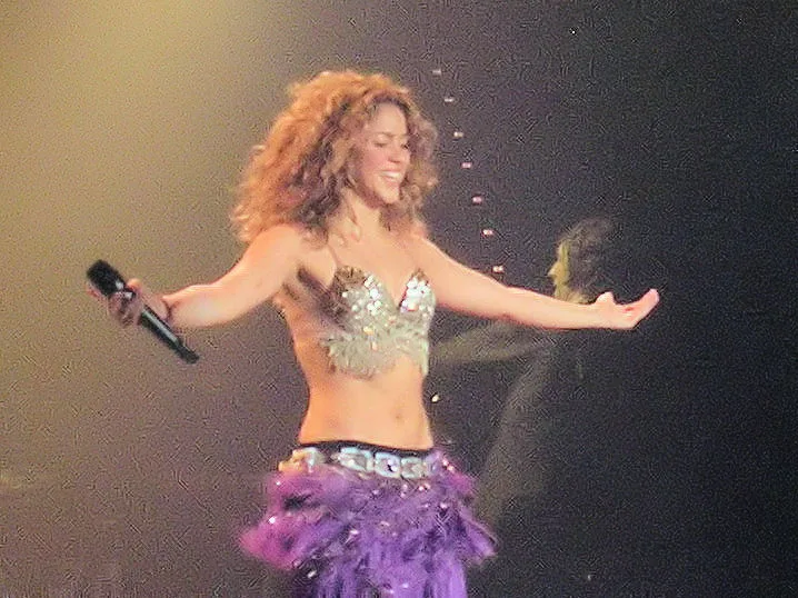 Shakira ft. Alejandro Sanz — La Tortura